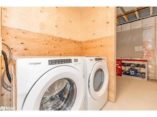 8-1841 Muskoka Road 118 W, Bracebridge, ON - Indoor Photo Showing Laundry Room