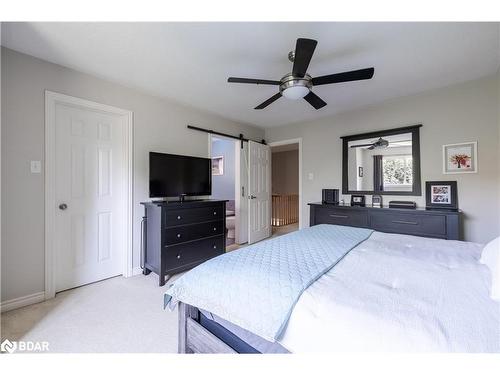 32 Brown Wood Drive, Barrie, ON - Indoor Photo Showing Bedroom