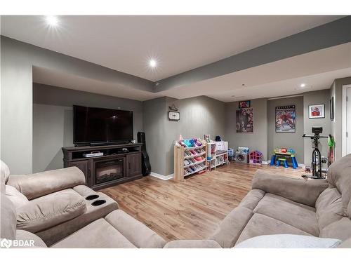 32 Brown Wood Drive, Barrie, ON - Indoor