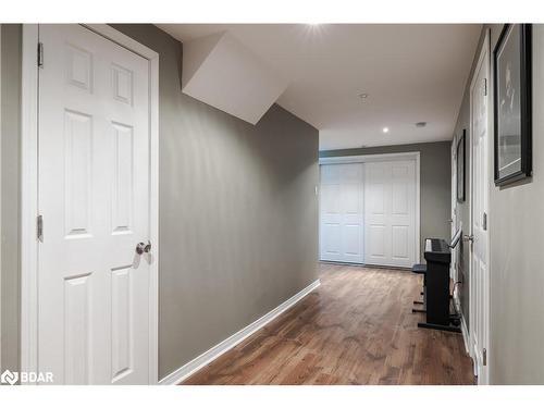 32 Brown Wood Drive, Barrie, ON - Indoor Photo Showing Other Room