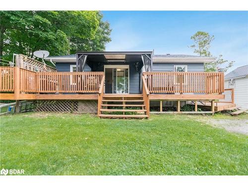 6582 Yonge Street, Innisfil, ON - Outdoor With Deck Patio Veranda