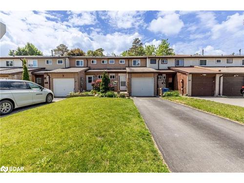 12 Chaucer Crescent, Barrie, ON - Outdoor With Facade