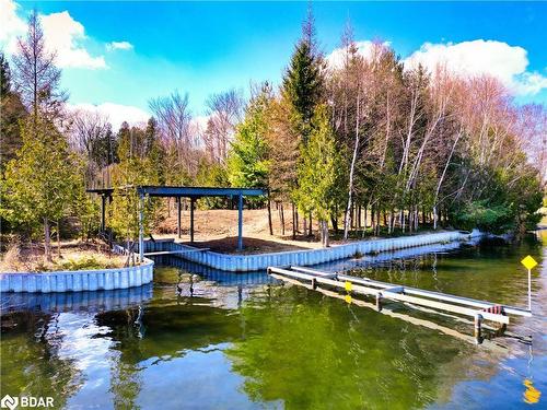 9 Beach Rd, Oro-Medonte, ON 