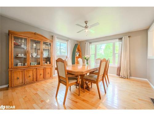 8747 10Th Line, Essa, ON - Indoor Photo Showing Dining Room