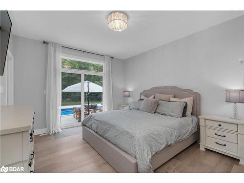 10 Walter James Parkway, Snow Valley, ON - Indoor Photo Showing Bedroom