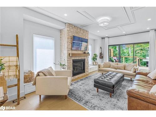 68 49Th Street North Street, Wasaga Beach, ON - Indoor Photo Showing Living Room With Fireplace