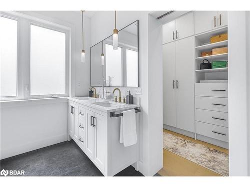 68 49Th Street North Street, Wasaga Beach, ON - Indoor Photo Showing Bathroom