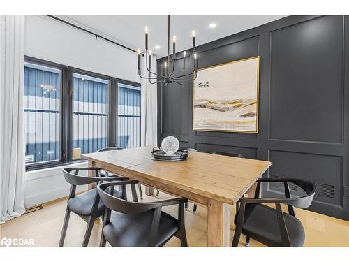 68 49Th Street North Street, Wasaga Beach, ON - Indoor Photo Showing Dining Room