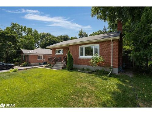 38 Lount Street, Barrie, ON - Outdoor