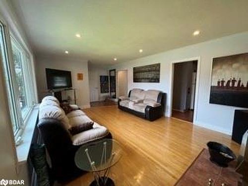 38 Lount Street, Barrie, ON - Indoor Photo Showing Other Room