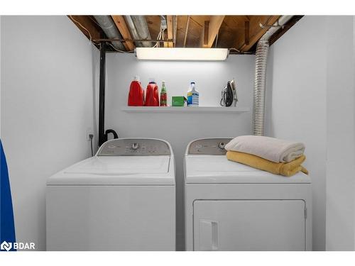 38 Lount Street, Barrie, ON - Indoor Photo Showing Laundry Room