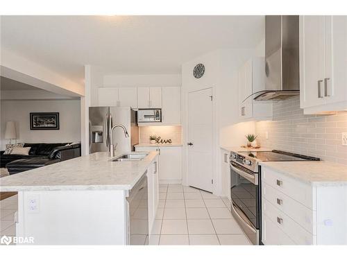 45 Pennell Drive, Barrie, ON - Indoor Photo Showing Kitchen With Stainless Steel Kitchen With Upgraded Kitchen