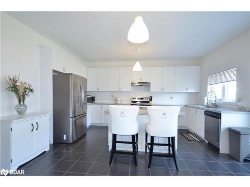 1001 Wickham Road, Innisfil, ON - Indoor Photo Showing Kitchen With Stainless Steel Kitchen