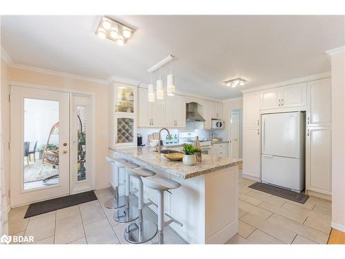 1600 Forster Avenue, Peterborough, ON - Indoor Photo Showing Kitchen