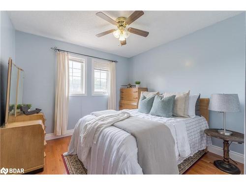 1600 Forster Avenue, Peterborough, ON - Indoor Photo Showing Bedroom