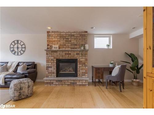 1600 Forster Avenue, Peterborough, ON - Indoor Photo Showing Living Room With Fireplace