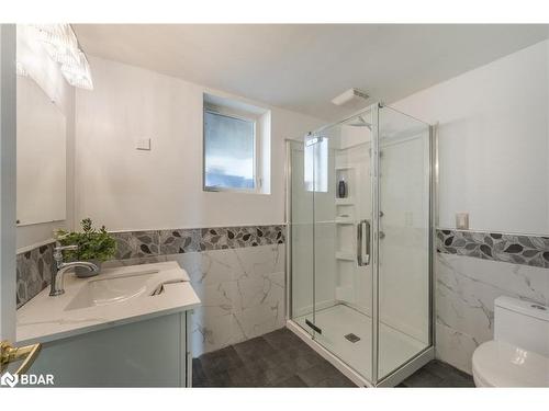 1600 Forster Avenue, Peterborough, ON - Indoor Photo Showing Bathroom