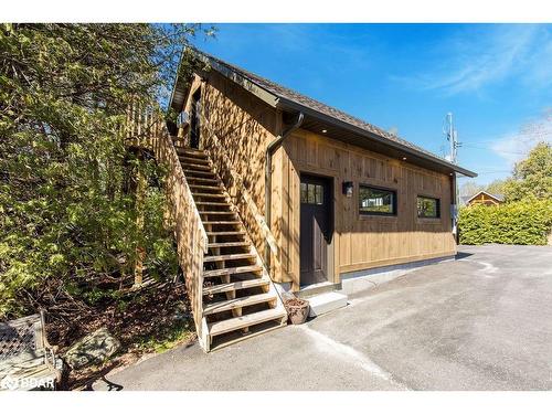 81 Parkside Drive, Oro-Medonte, ON - Outdoor