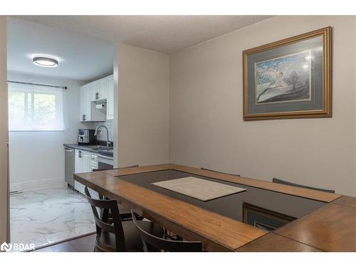 37 Loggers Run, Barrie, ON - Indoor Photo Showing Dining Room