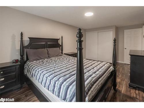 37 Loggers Run, Barrie, ON - Indoor Photo Showing Bedroom