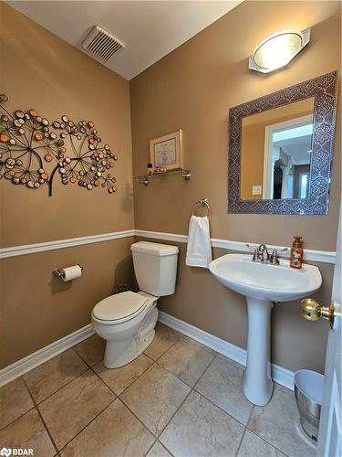 56 Bishop Drive, Barrie, ON - Indoor Photo Showing Bathroom