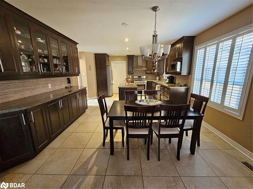 56 Bishop Drive, Barrie, ON - Indoor Photo Showing Dining Room