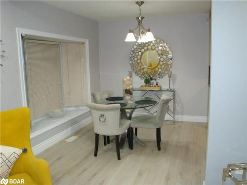 15 Bayshore Crescent, St. Catharines, ON - Indoor Photo Showing Dining Room