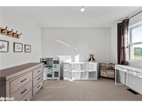 3750 10 Line N, Oro-Medonte, ON - Indoor Photo Showing Other Room