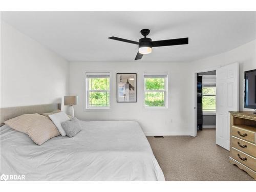 3750 10 Line N, Oro-Medonte, ON - Indoor Photo Showing Bedroom