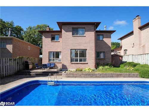 25 Keats Drive, Barrie, ON - Outdoor With In Ground Pool With Backyard