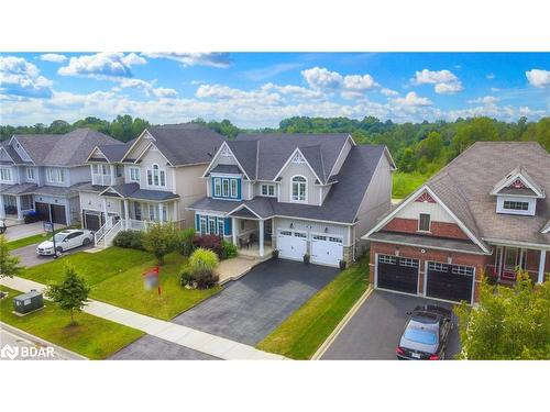 100 Mount Crescent, Angus, ON - Outdoor With Facade