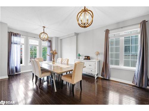 100 Mount Crescent, Angus, ON - Indoor Photo Showing Dining Room