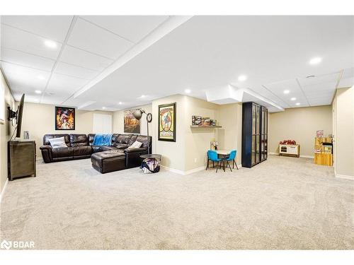 100 Mount Crescent, Angus, ON - Indoor Photo Showing Basement