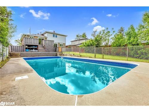 101 Bayview Drive, Barrie, ON - Outdoor With In Ground Pool With Backyard