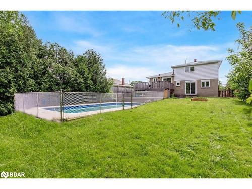 101 Bayview Drive, Barrie, ON - Outdoor With In Ground Pool With Backyard