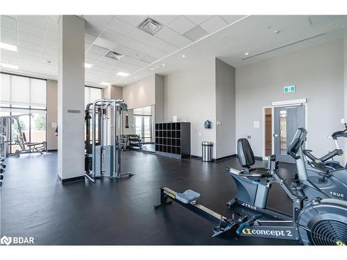 509-681 Yonge Street, Barrie, ON - Indoor Photo Showing Gym Room