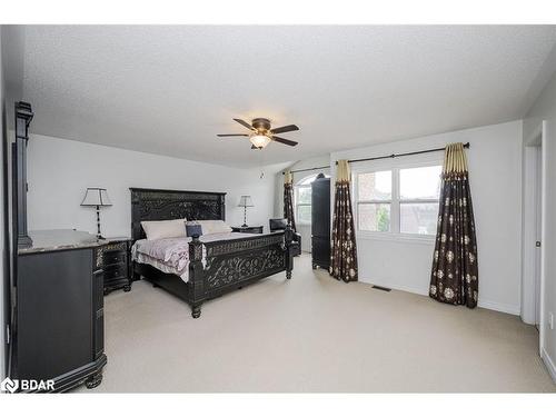 159 Wright Crescent Crescent, Niagara-On-The-Lake, ON - Indoor Photo Showing Bedroom