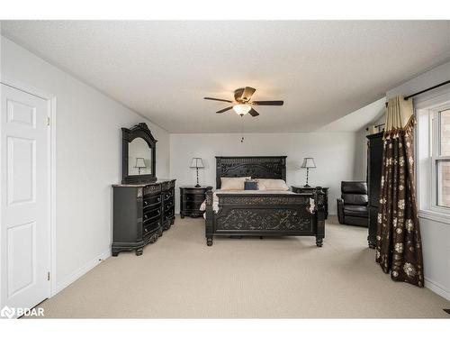 159 Wright Crescent Crescent, Niagara-On-The-Lake, ON - Indoor Photo Showing Bedroom