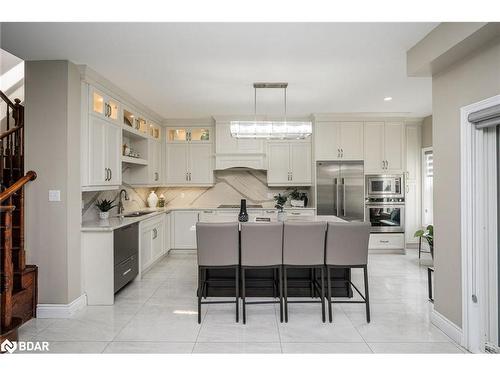 159 Wright Crescent Crescent, Niagara-On-The-Lake, ON - Indoor Photo Showing Kitchen