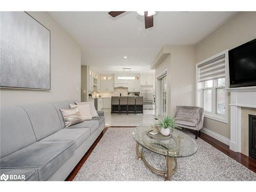 159 Wright Crescent Crescent, Niagara-On-The-Lake, ON - Indoor Photo Showing Living Room With Fireplace