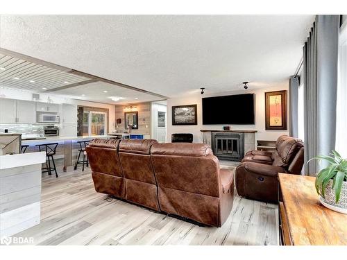 12 Pine Ridge Trail, Oro-Medonte, ON - Indoor Photo Showing Living Room With Fireplace