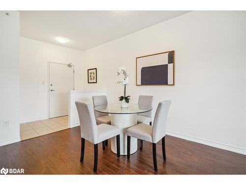 408-45 Ferndale Drive S, Barrie, ON - Indoor Photo Showing Dining Room