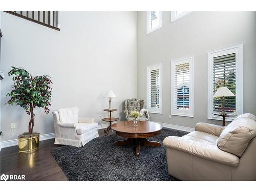 101 Jewel House Lane, Barrie, ON - Indoor Photo Showing Living Room