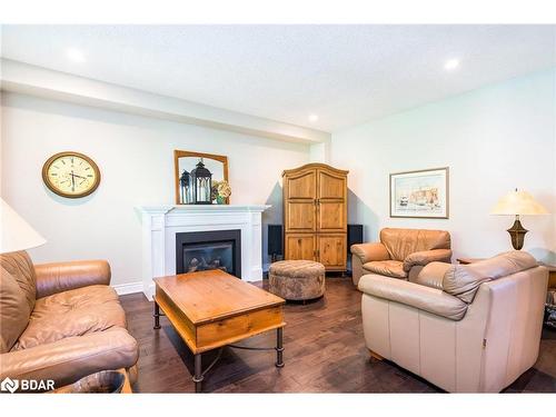 101 Jewel House Lane, Barrie, ON - Indoor Photo Showing Living Room With Fireplace