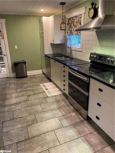 105 Fredrick St Street, Bracebridge, ON - Indoor Photo Showing Kitchen With Double Sink