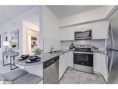 208-54 Koda Street, Barrie, ON - Indoor Photo Showing Kitchen With Stainless Steel Kitchen With Double Sink With Upgraded Kitchen