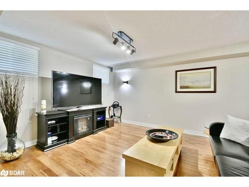 12 Lloyd Cook Drive E, Springwater, ON - Indoor Photo Showing Living Room