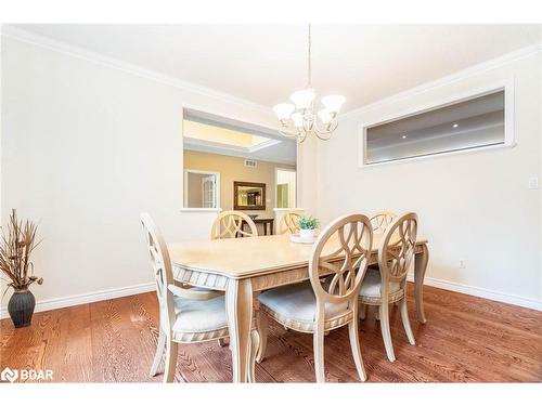 138 Knox Road E, Wasaga Beach, ON - Indoor Photo Showing Dining Room