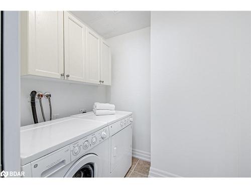 308-130 Steamship Bay Road, Gravenhurst, ON - Indoor Photo Showing Laundry Room