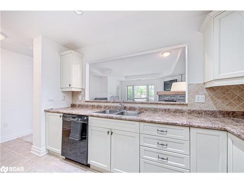 308-130 Steamship Bay Road, Gravenhurst, ON - Indoor Photo Showing Kitchen With Double Sink